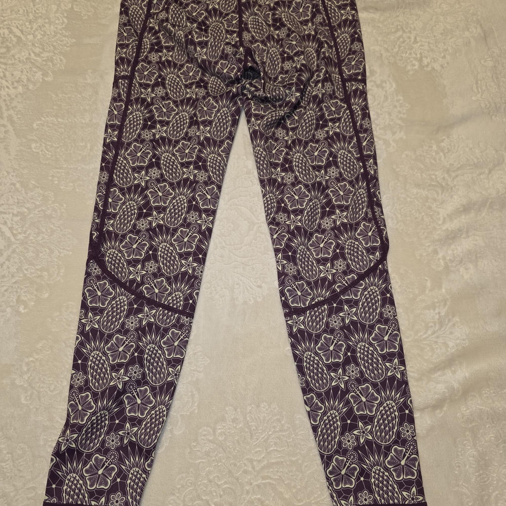 Feed Me Fight Me Tiki Print Leggings - Picture 3 of 6